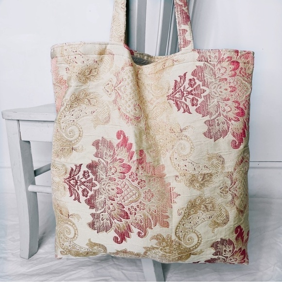 HANDMADE | Brocade Gold Ornate Oversized Tapestry Tote Bag - Picture 6 of 8